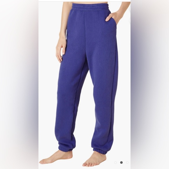NWT Beyond Yoga WFH Fleece Sweatpant Sapphire Blue Size S - Picture 2 of 16